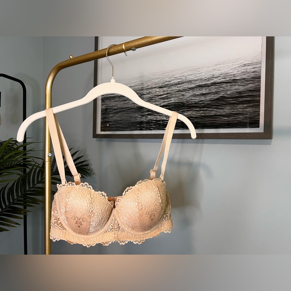Strapless nude lace bra